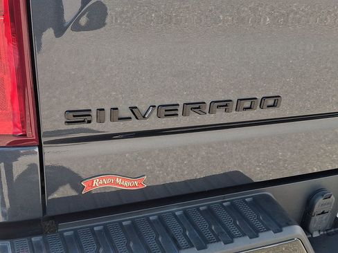 Used 2021 Chevrolet Silverado 1500 Custom Trail Boss w/ LPO, Dark Essentials Package AWD/4WD image 30