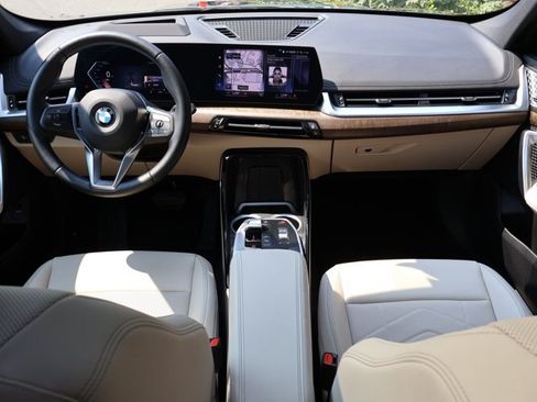 Used 2023 BMW X1 xDrive28i w/ Premium Package AWD/4WD image 22