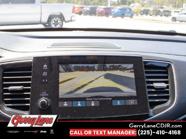 Used 2021 Honda Pilot Touring image 9