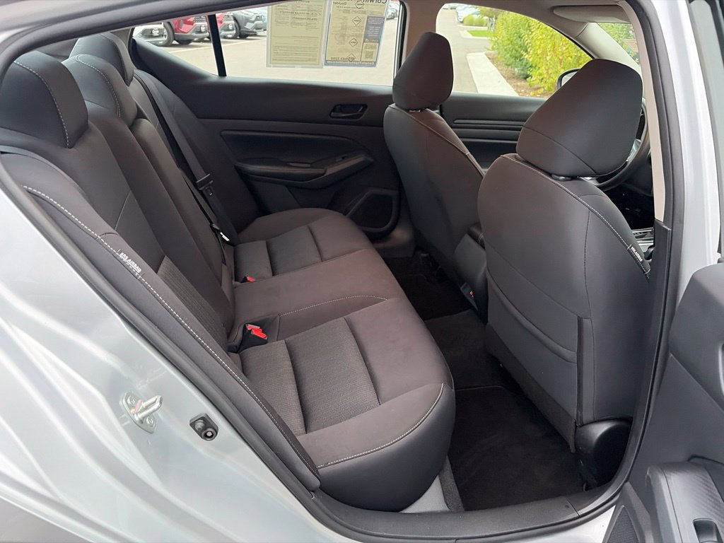 Used 2024 Nissan Altima 2.5 SV FWD image 16