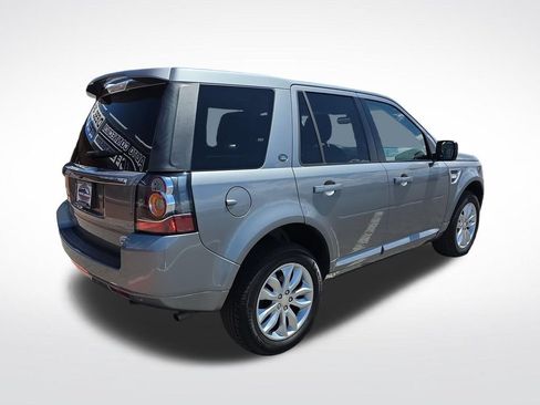 Used 2015 Land Rover LR2 AWD/4WD image 9
