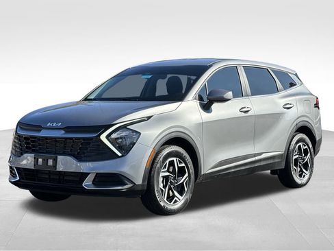 Used 2023 Kia Sportage LX image 8