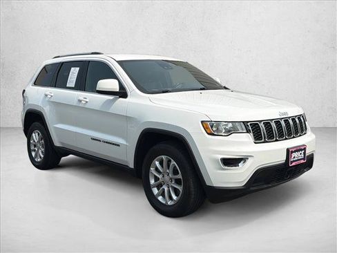 Used 2021 Jeep Grand Cherokee Laredo X AWD/4WD image 6