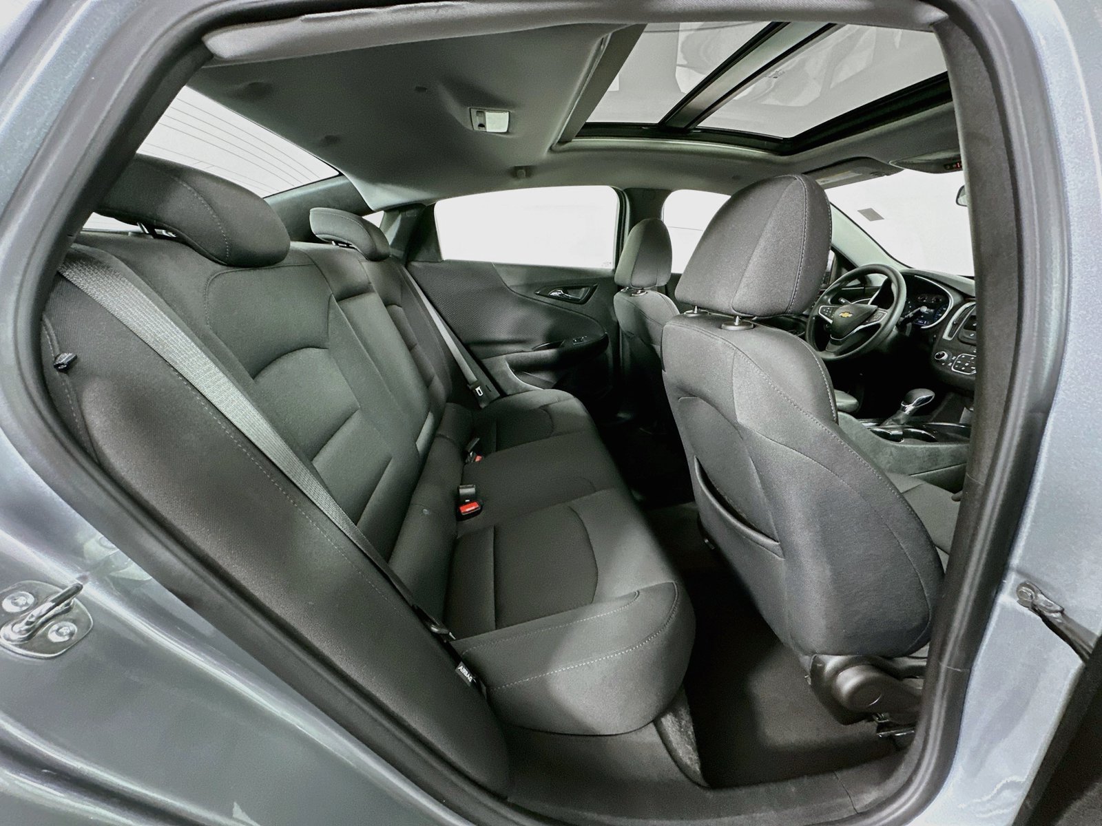 Used 2024 Chevrolet Malibu LT FWD image 29