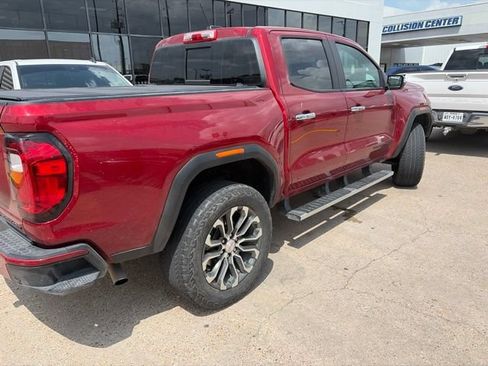 Used 2023 GMC Canyon Denali AWD/4WD image 10