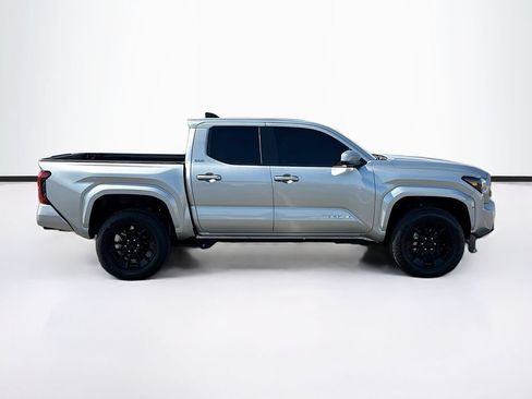 Certified 2026 Toyota Tacoma SR5 AWD/4WD image 4