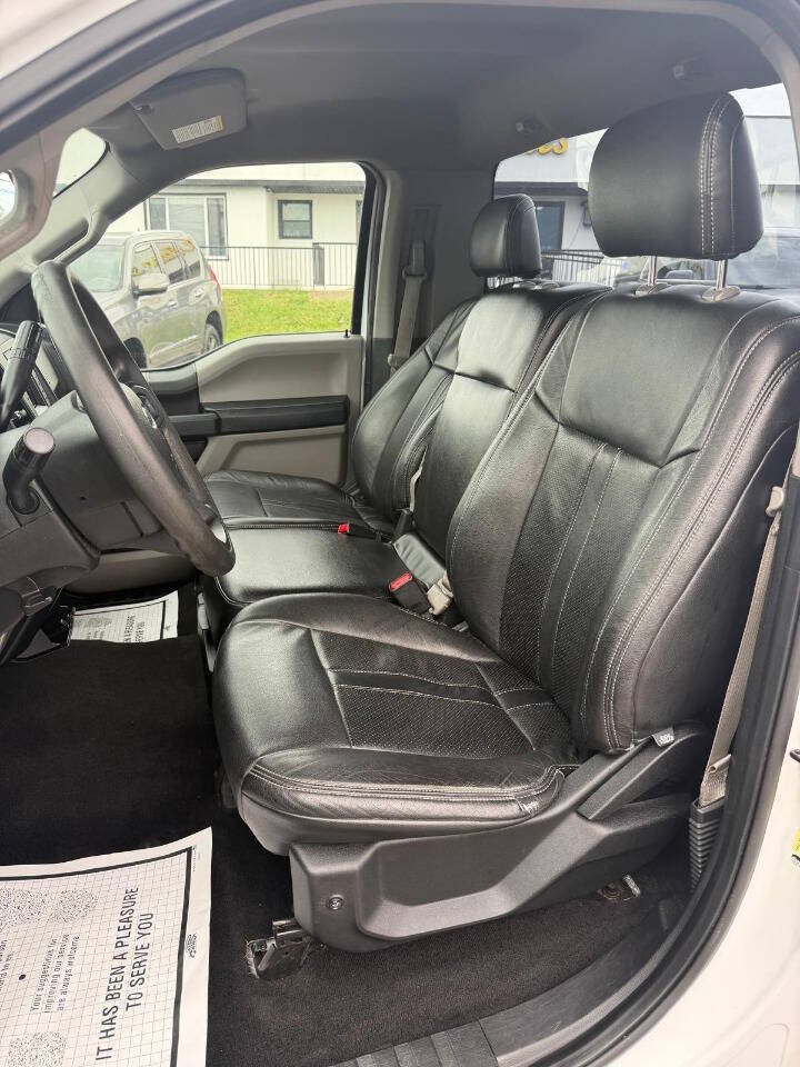 Used 2017 Ford F150 XL w/ Equipment Group 101A Mid AWD/4WD image 18