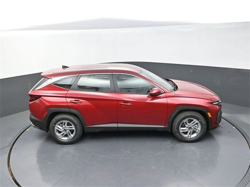 New 2026 Hyundai Tucson SE image 28