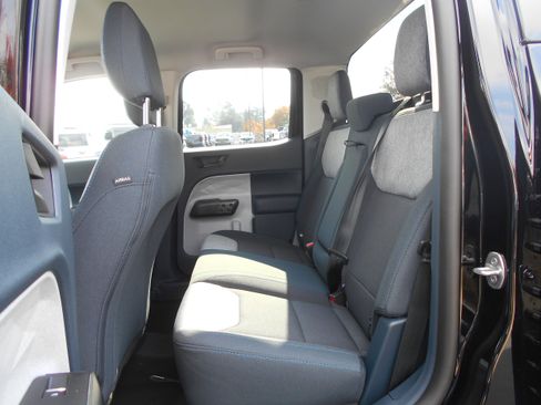 New 2025 Ford Maverick XLT image 6