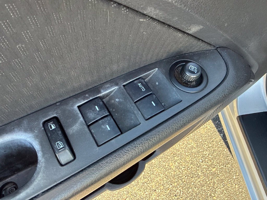 Used 2009 Ford Fusion SE FWD image 13