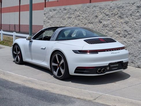Certified 2024 Porsche 911 Targa 4S AWD/4WD image 3