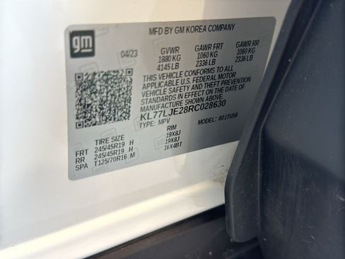 Used 2024 Chevrolet Trax RS w/ Driver Confidence Package FWD image 36