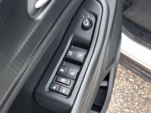Used 2023 Jeep Grand Cherokee L Laredo AWD/4WD image 19