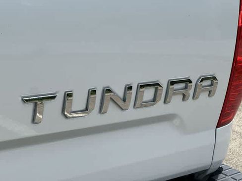 Used 2021 Toyota Tundra Platinum AWD/4WD image 18