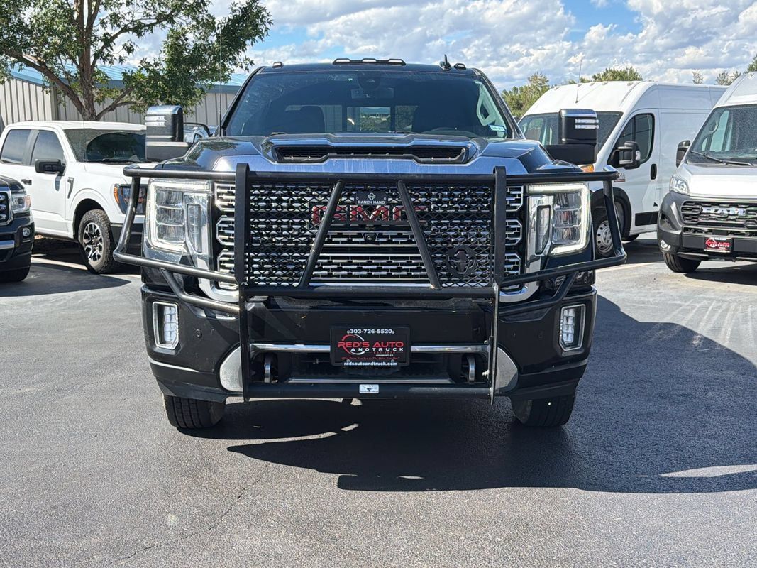 Used 2022 GMC Sierra 3500 Denali AWD/4WD image 19