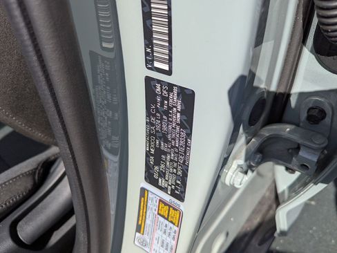 New 2026 Kia K4 LXS image 32