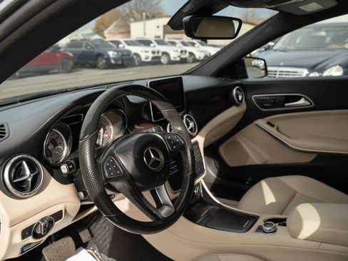 Used 2015 Mercedes-Benz CLA 250 image 7