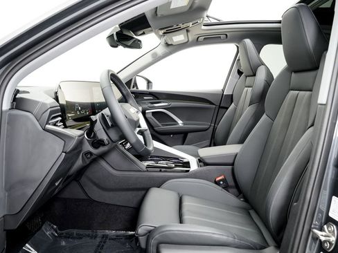New 2025 Audi Q5 Premium Plus image 9