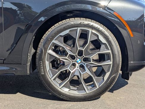New 2026 BMW X7 M60i image 24