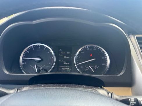Used 2018 Toyota Highlander Limited Platinum AWD/4WD image 31