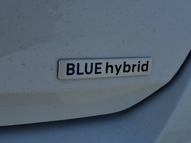 Used 2026 Hyundai Elantra Hybrid FWD image 8