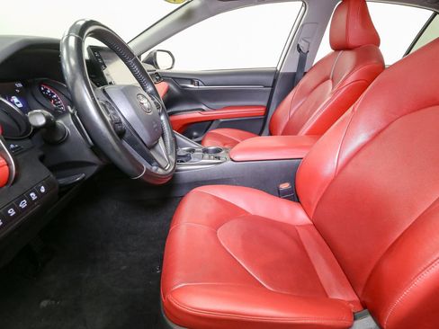 Used 2022 Toyota Camry XSE image 41