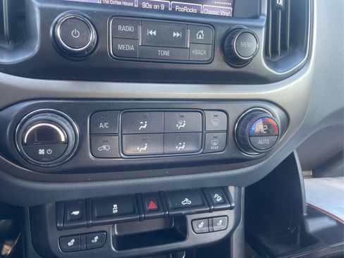 Used 2016 Chevrolet Colorado Z71 AWD/4WD image 26