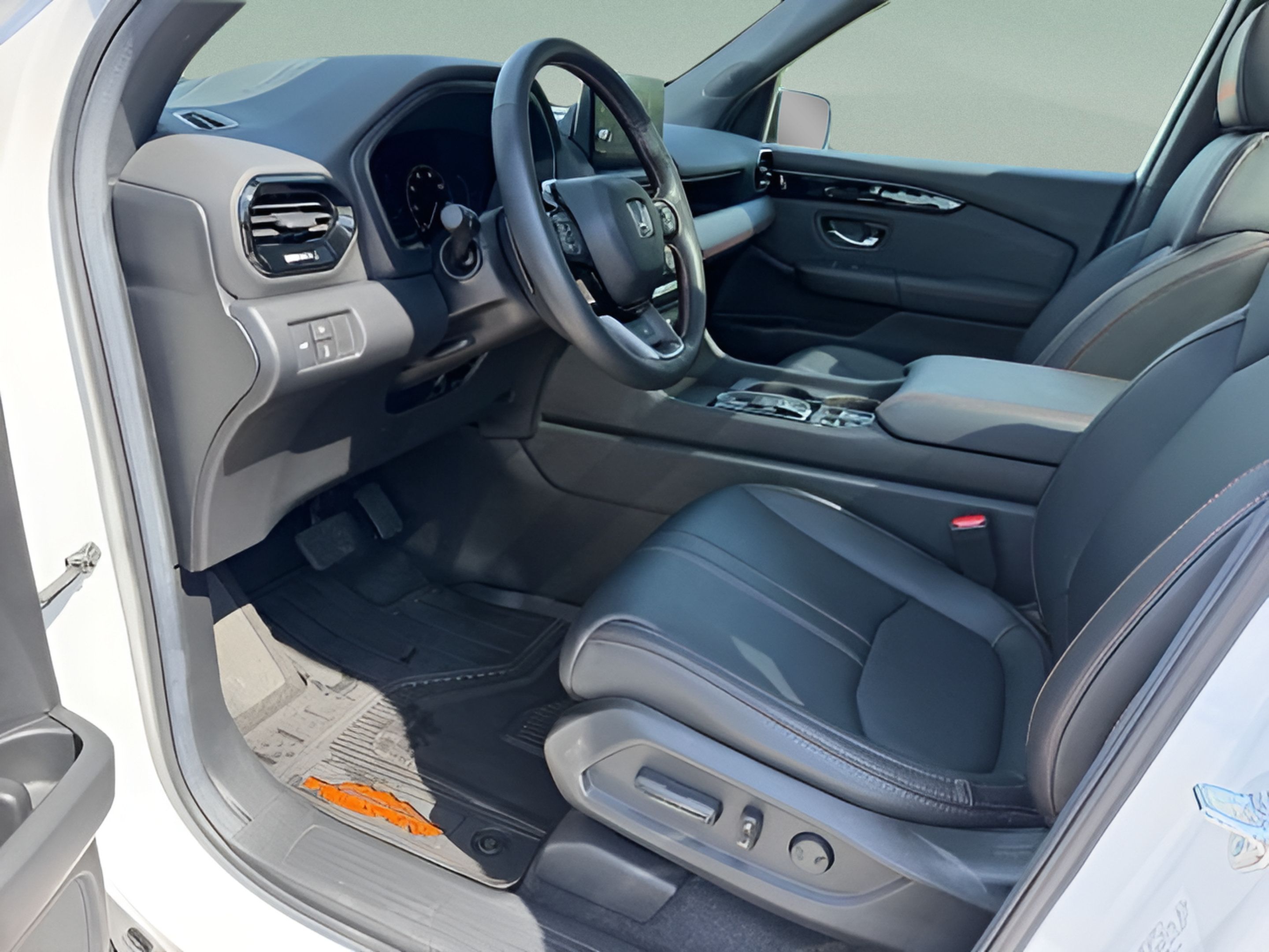 Certified 2025 Honda Pilot TrailSport image 9