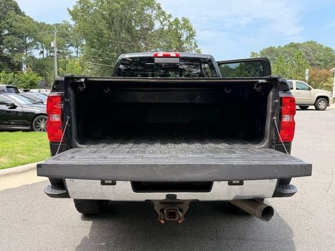 Used 2018 Chevrolet Silverado 2500 LTZ w/ Duramax Plus Package AWD/4WD image 12