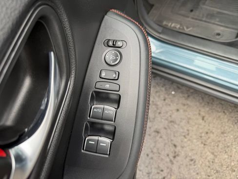 Used 2024 Honda HR-V Sport image 13