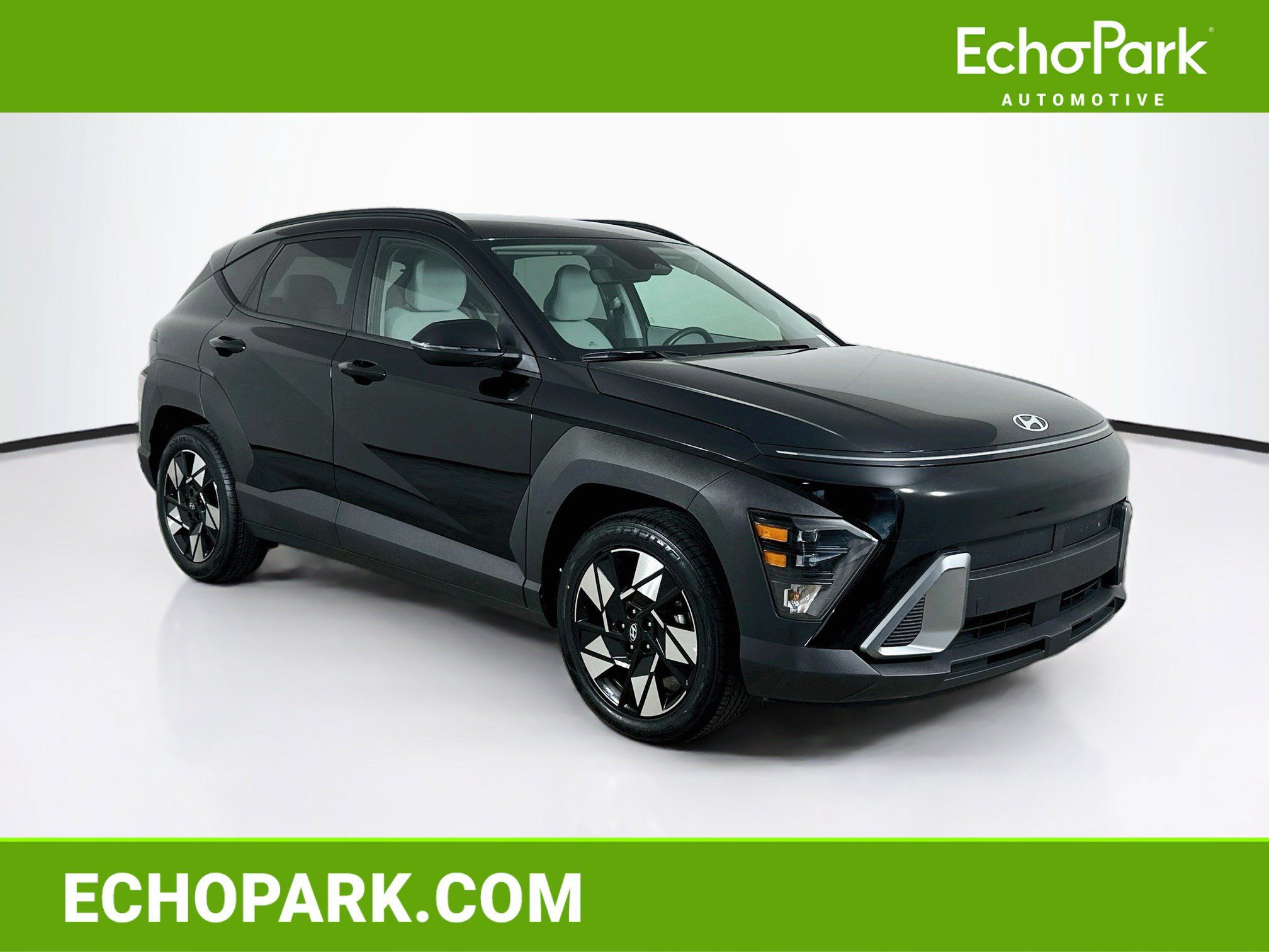 Used 2025 Hyundai Kona SEL FWD image 1