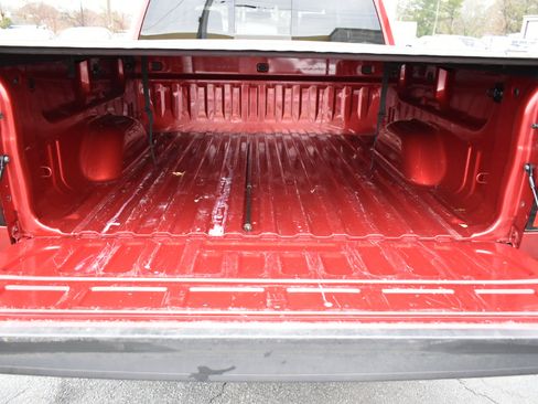 Used 2018 Chevrolet Silverado 1500 LT w/ All Star Edition image 46