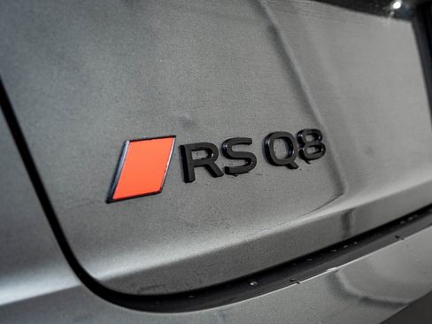 New 2026 Audi RS Q8 performance image 20