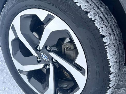 Used 2023 Subaru Forester Touring image 8