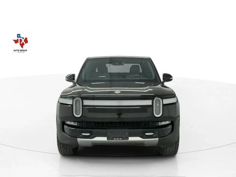 Used 2023 Rivian R1T Adventure image 7