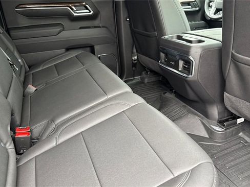 Used 2025 GMC Sierra 1500 Elevation w/ Elevation Premium Package image 18