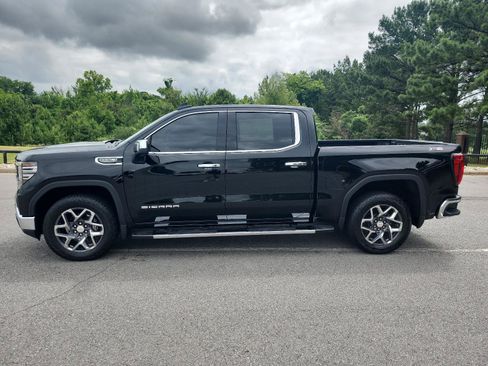Used 2024 GMC Sierra 1500 SLT w/ SLT Premium Plus Package AWD/4WD image 2