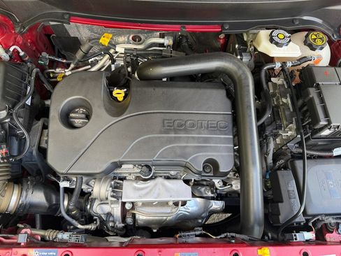 Used 2023 Chevrolet Equinox RS FWD image 22
