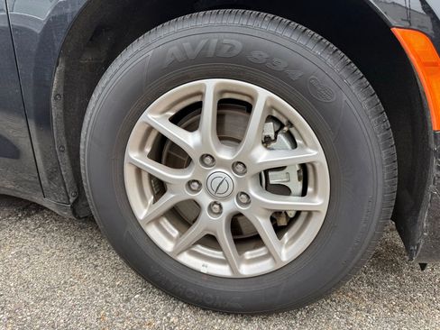 Used 2025 Chrysler Pacifica Select FWD image 8