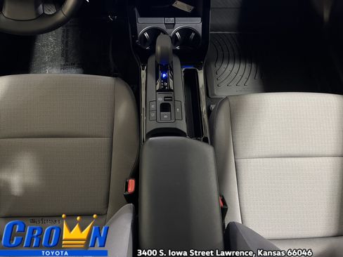 New 2026 Toyota Prius LE image 33