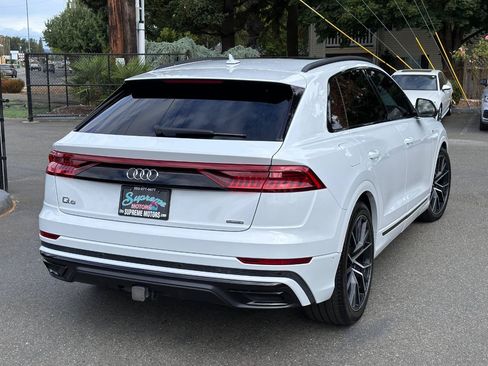 Used 2019 Audi Q8 Prestige w/ Adaptive Chassis Package AWD/4WD image 20
