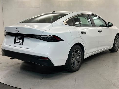 New 2026 Nissan Sentra S w/ Floor Mat Package FWD image 5