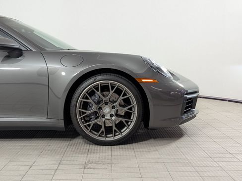 Certified 2022 Porsche 911 Carrera RWD image 11
