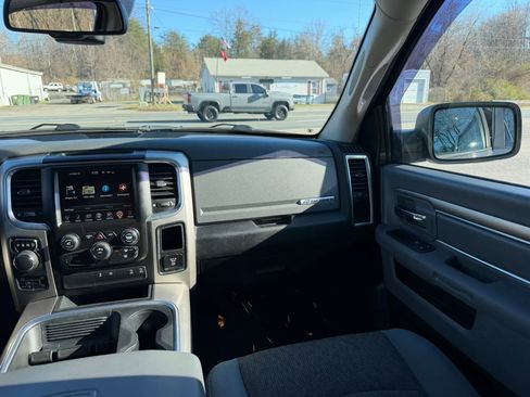 Used 2016 RAM 1500 Big Horn image 29