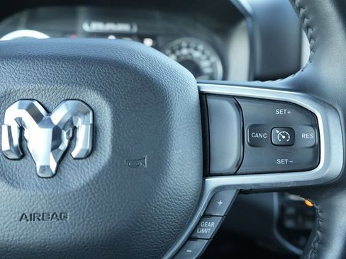 Used 2023 RAM 1500 Big Horn image 28