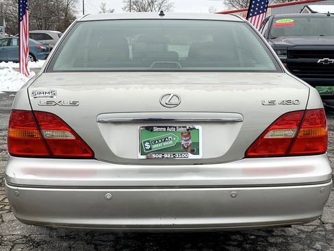 Used 2002 Lexus LS 430 Sedan image 4