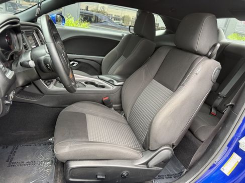 Used 2019 Dodge Challenger SXT w/ Blacktop Package RWD image 14