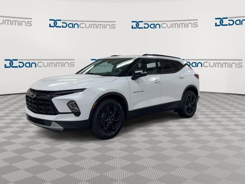 Used 2024 Chevrolet Blazer LT w/ Midnight/Sport Edition image 4