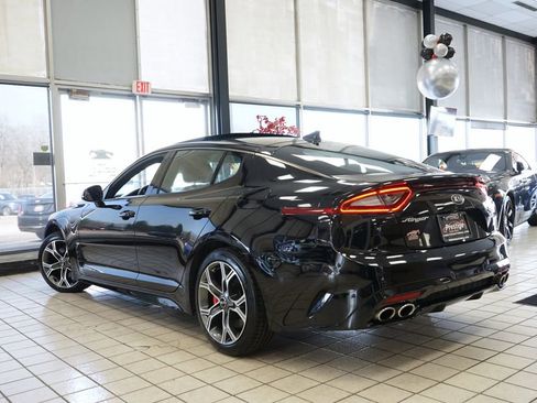 Used 2018 Kia Stinger GT1 image 6