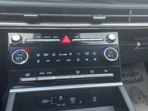 Used 2024 Hyundai Santa Fe Limited image 22